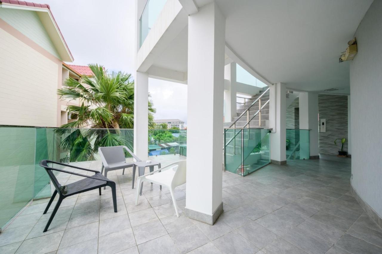 Cozy Resort, A Boutique Hotel Pattaya Exterior photo