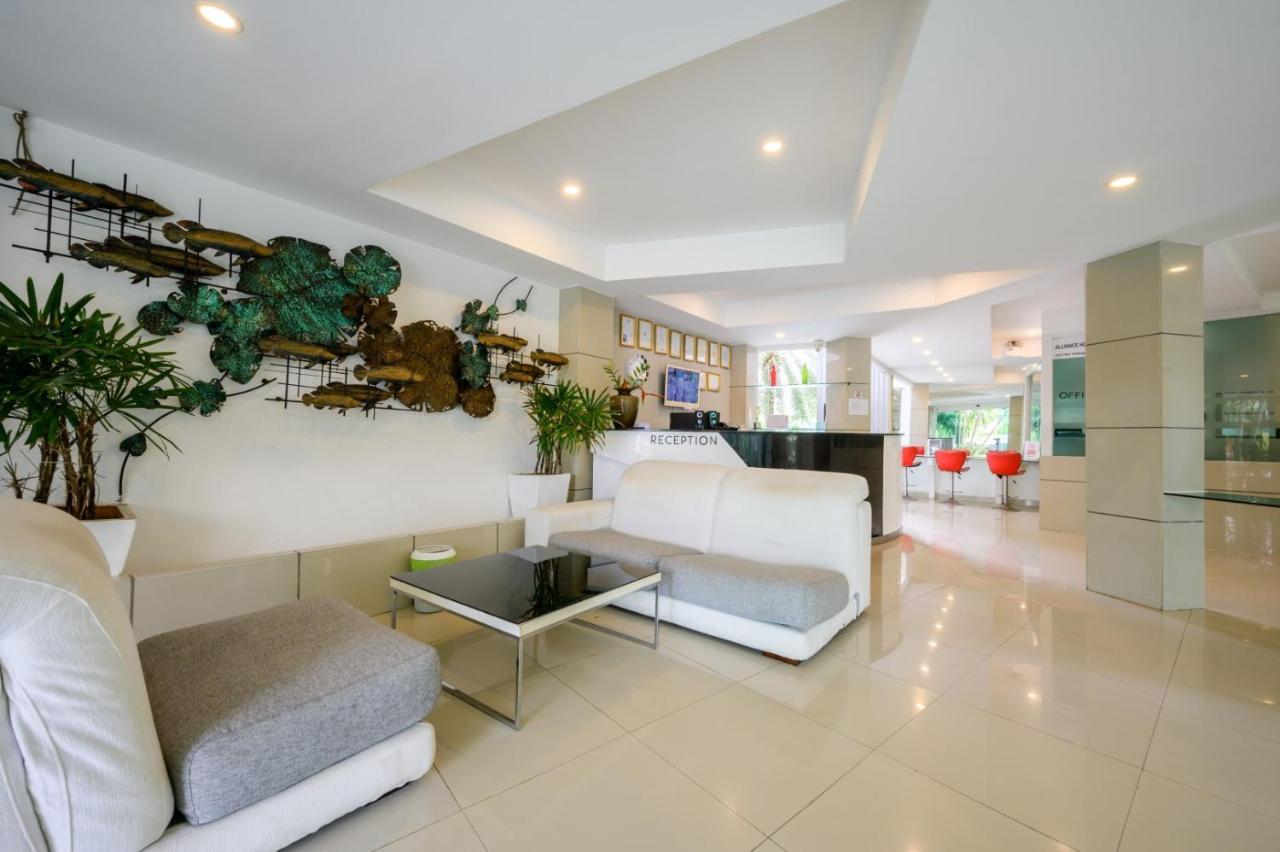 Cozy Resort, A Boutique Hotel Pattaya Exterior photo